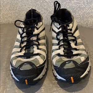 NIKE MEN’s SNEAKERS , size 10